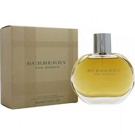 burberry classic kadın parfüm edp 100 ml|Burberry Classic Edp Kadın Parfümü 100ml .